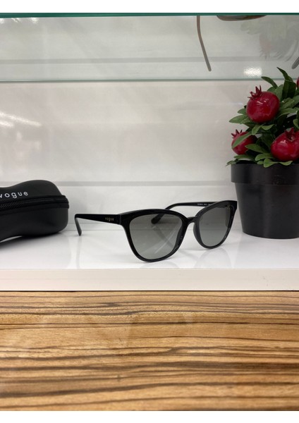 Vo 5496-SI W44/11 Siyah Kemik Cat Eye Model Çerçeve Degrade Polikarbon Cam Kadın Güneş Gözlüğü