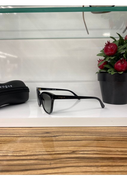 Vo 5496-SI W44/11 Siyah Kemik Cat Eye Model Çerçeve Degrade Polikarbon Cam Kadın Güneş Gözlüğü