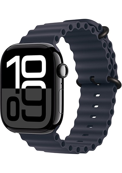 Apple Watch 10 46MM Kordon Delik Tasarım Leke Tutmaz Şık Metal Toka Yumuşak Silikon Soft Kordon