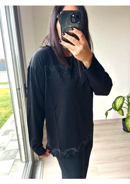 Kadın Büyük Beden Yaka ve Etek Nakıs Taş Detaylı Bluz -BGB71 fiyatları