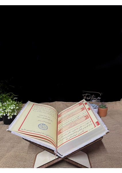 Kur'an-I Kerim Seti Kadife Kaplı Bilgisayar Hatlı Sandık Kutulu - Beyaz indirimleri