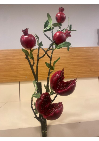 Yapay El Yapımı Patlamış Nar Tek Dal Kırmızı