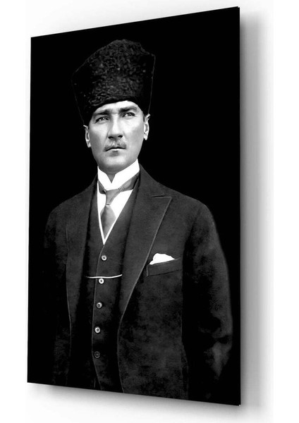Atatürk Cam Tablo