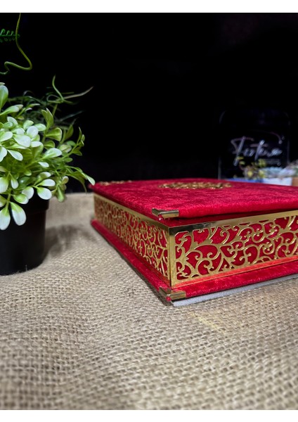 Kur'an-I Kerim Seti Kadife Kaplı Bilgisayar Hatlı Sandık Kutulu - Kırmızı modelleri