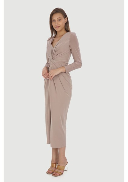 Düğüm Detaylı Midi Elbise fiyatları