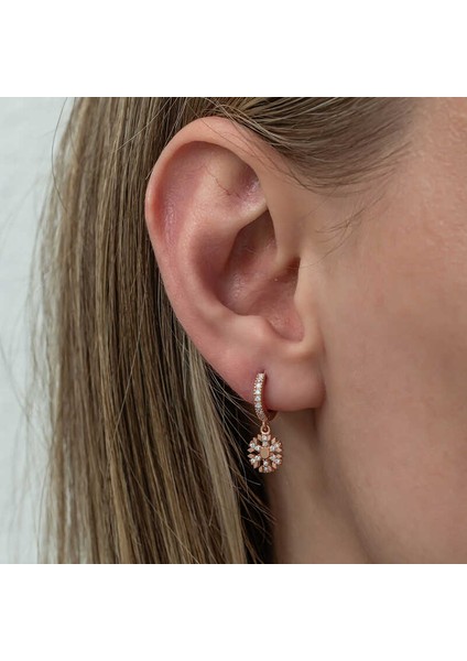 Gümüş Sallantılı Rose Kar Tanesi Kadın Küpe fırsatları