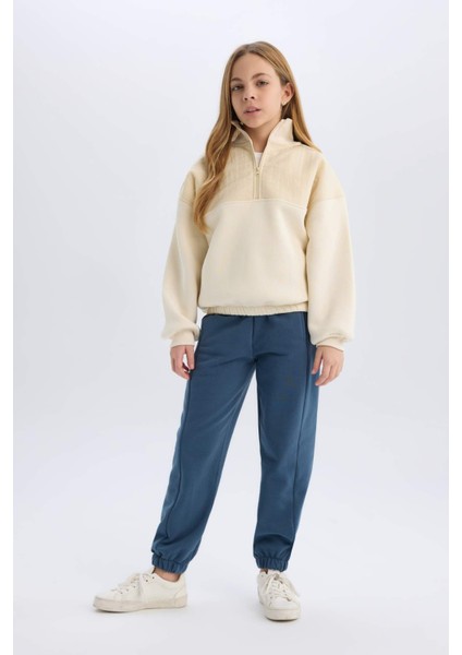 Kız Çocuk Oversize Geniş Kalıp Yarım Fermuarlı Basic Düz İçi Yumuşak Tüylü Sweatshirt D6184A824WN fiyatları