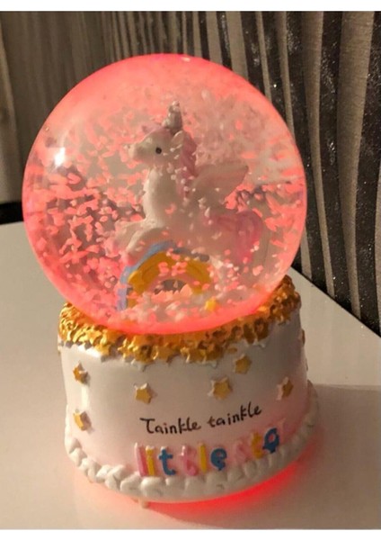 Orta Boy Unicorn Temalı Kar Küresi Renkli Müzikli ve Işıklı Kar Küresi Unicorn Kar Küresi indirimleri