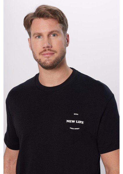 Erkek Relax Fit Rahat Kesim %100 Organik Pamuk Yumuşak Dokulu Siyah Bisiklet Yaka Tişört modelleri