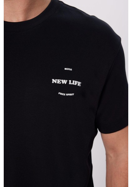 Erkek Relax Fit Rahat Kesim %100 Organik Pamuk Yumuşak Dokulu Siyah Bisiklet Yaka Tişört fırsatları