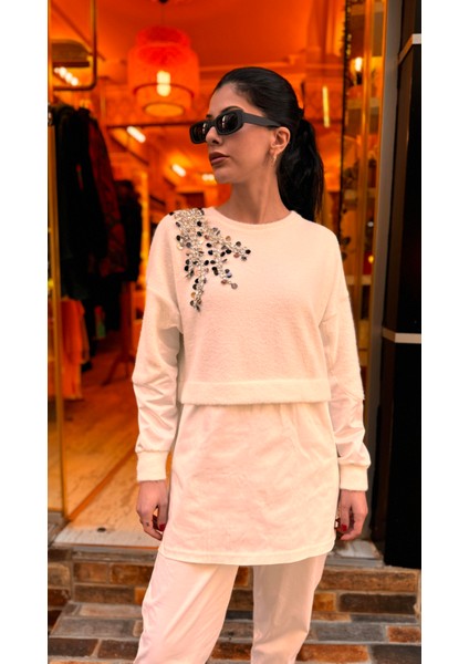 4696 Taşlı Angora Saten Tunik-Ekru