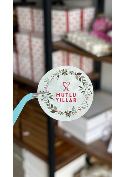 Mutlu Yıllar Etiketi 4cm 24 Adet