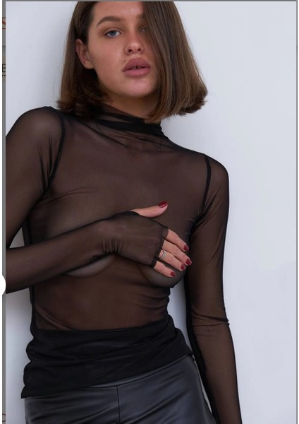 Kadın Parmak Geçme Detaylı Balıkçı Yaka Tül Bluz