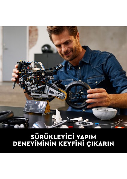 ® Technic BMW M 1000 RR 42130 Yetişkinler için Şık bir Motosiklet Modeli Yapım Seti (1925 Parça)