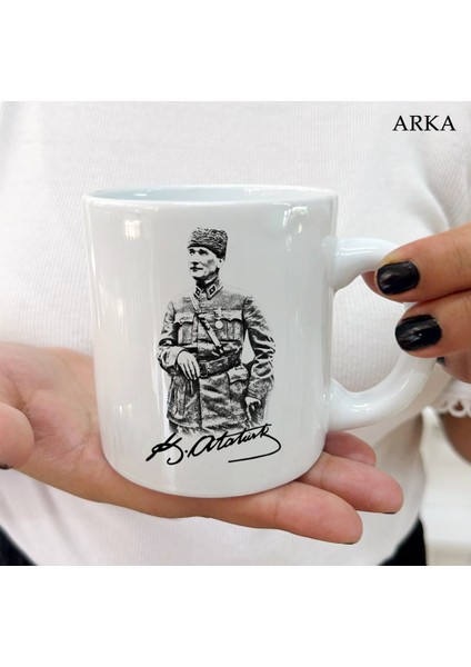 Gazi Mustafa Kemal Atatürk Renkli Tasarımlar ve Dekoratif Kişiye Özel Kupa Bardaklar fiyatları