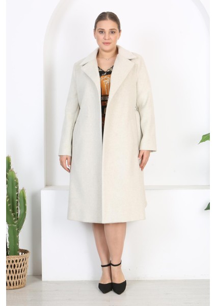 Kadın Ekru Kemer ve Astar Detay Büyük Beden Cepli Yün Kaşe Kaban modelleri
