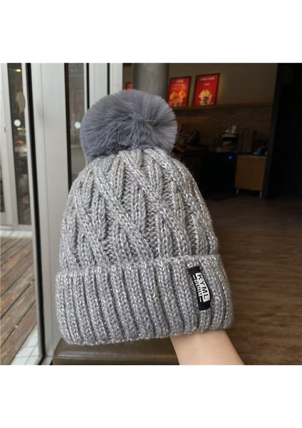 Kürk Topu Pullu Bere Kadın Sonbahar ve Kış Kalınlaşmış Sıcak Sevimli Kürk Topu Şapka Çok Yönlü Örme Şapka Modaya Uygun (Yurt Dışından)