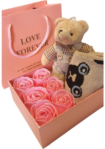 Türkstore Kutuda Teddy Anahtarlık ve Kedili Çorap