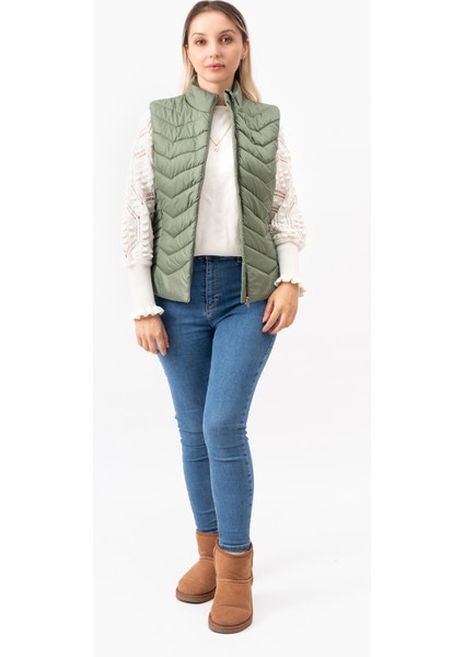 V Desenli Slim Fit Dik Yaka Modern Kadın Yelek