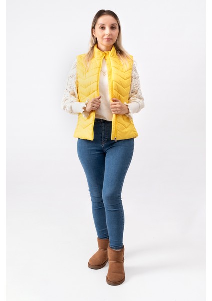 V Desenli Slim Fit Dik Yaka Modern Kadın Yelek fırsatları
