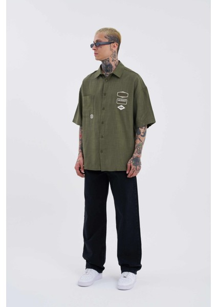 Erkek Basic Nakışlı Oversize Haki Gömlek