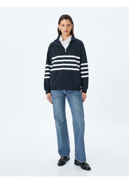 Yarım Fermuarlı Çizgili Oversize Sweatshirt