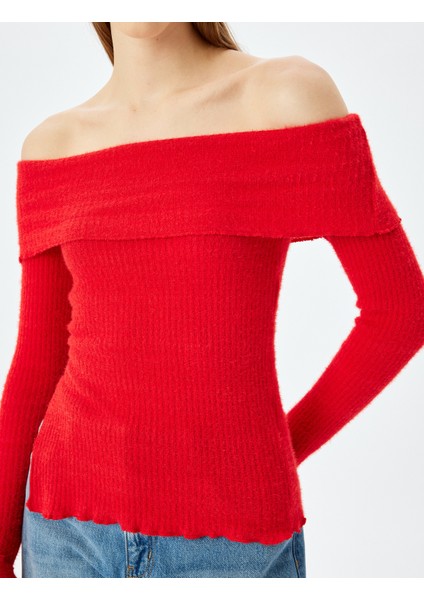 Madonna Yaka Uzun Kollu Yırtmaç Detaylı Tişört indirimleri