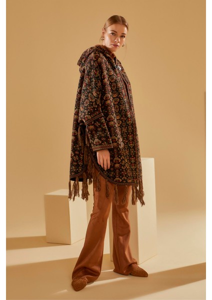 Çiçek Desenli Kilim Panço modelleri