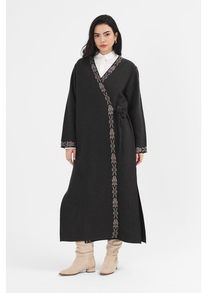 Kadın Antrasit Etnik Desenli Kimono