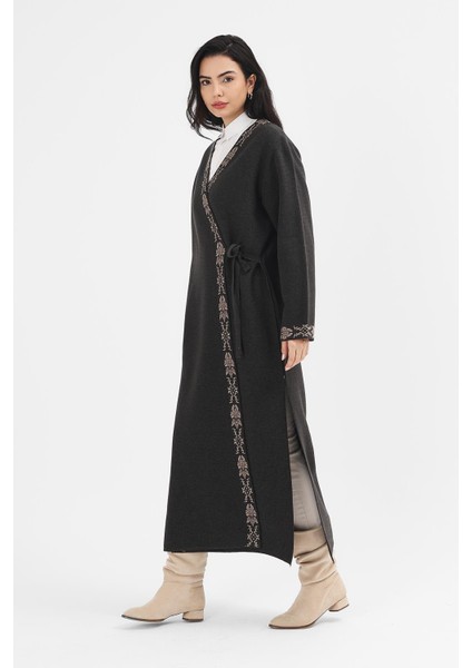 Kadın Antrasit Etnik Desenli Kimono fiyatları