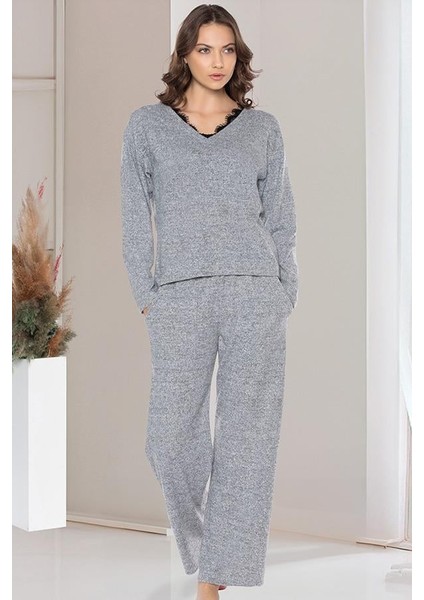Uzun Kol Jakarlı Kumaş Yumuşak Kışlık Şık Zarif Pijama Takım Dowry 09-176