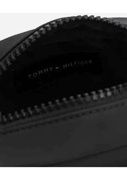 Tommy Hilfiger Erkek Muhabir Çantası - Siyah