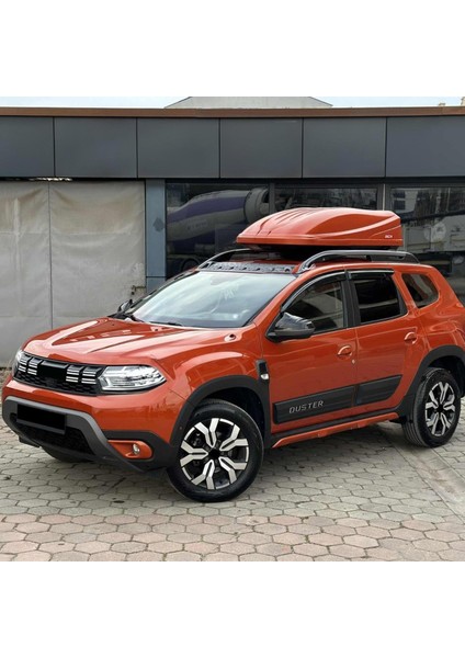 Dacia Duster 2 Kapı Koruma Seti Parlak Krom Yazılı 4 Prç 2018-2023 A+ Kalite