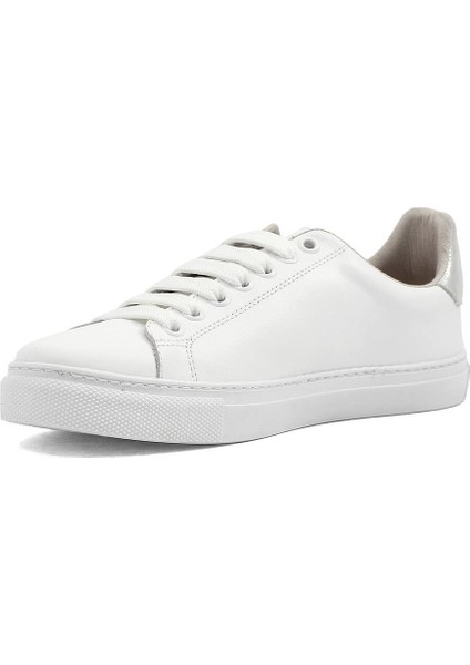 Kadın Beyaz Bağcıklı Kalın Tabanlı Deri Sneaker fırsatları