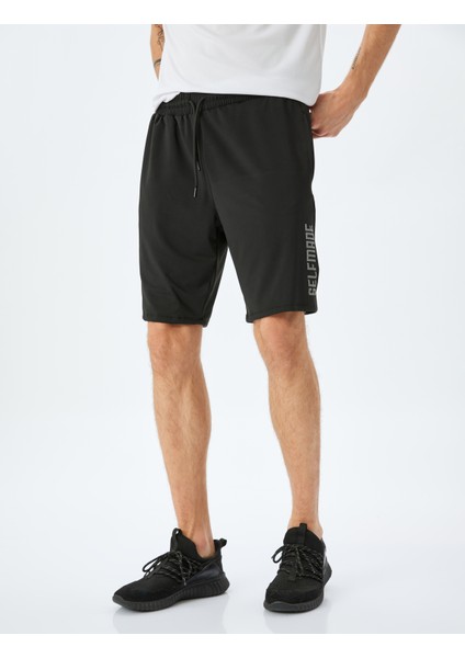 Beli Bağcıklı Cep Detaylı Slogan Baskılı Spor Şort modelleri