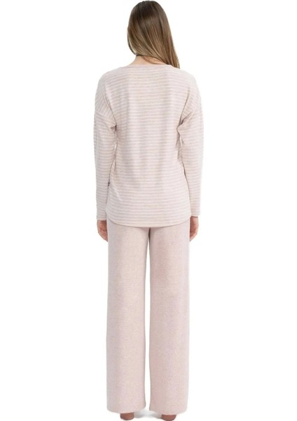 Uzun Kol Yumuşak Dokulu Termal Kumaş Kadın Pijama Takım 17083