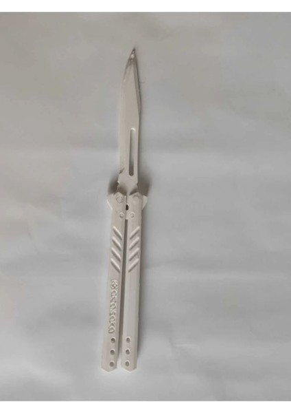 Beyaz Kelebek, Keskin Değildir, Sallama Bıcak, Üzerine Istenen Isim Yazılır