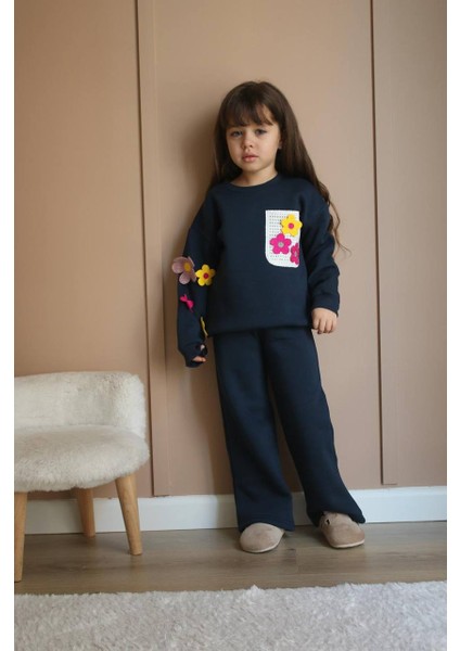 Sacro Kids Siyah Papatya Işlemeli Eşofman-Sweatshirt 3 Iplik Şardonlu Kışlık Kız Çocuk Takım