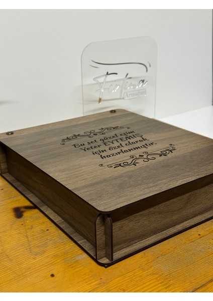 Kur'an-I Kerim Seti Kadife Kaplı Bilgisayar Hatlı Ahşap Plaket Kutulu - Yeşil fırsatları