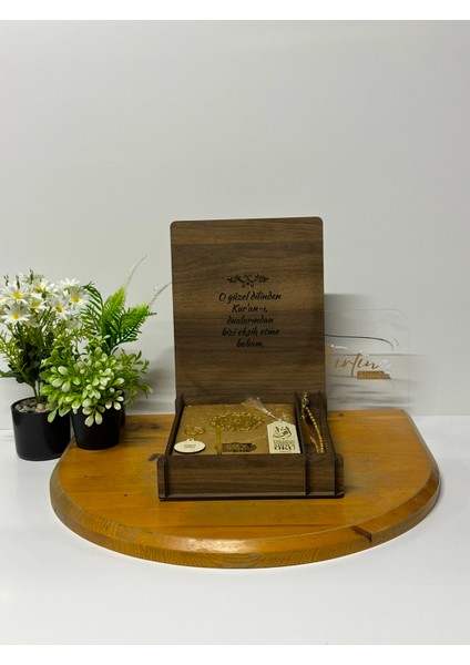 Kur'an-I Kerim Seti Kadife Kaplı Bilgisayar Hatlı Ahşap Plaket Kutulu - Altın fiyatları