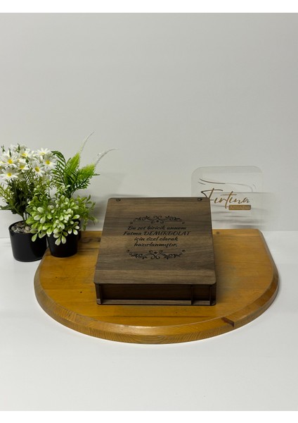 Kur'an-I Kerim Seti Kadife Kaplı Bilgisayar Hatlı Ahşap Plaket Kutulu - Mor modelleri