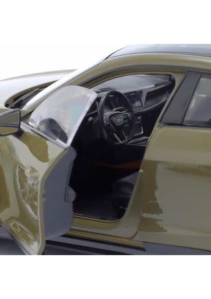 2022 Audi Rs E-Tron Gt 1/25 Model Araba fırsatları