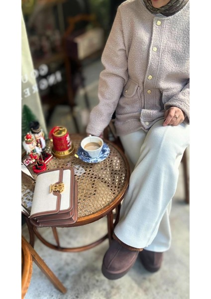 Altın Detaylı Bej Teddy Ceket - Zarif ve Modern fırsatları