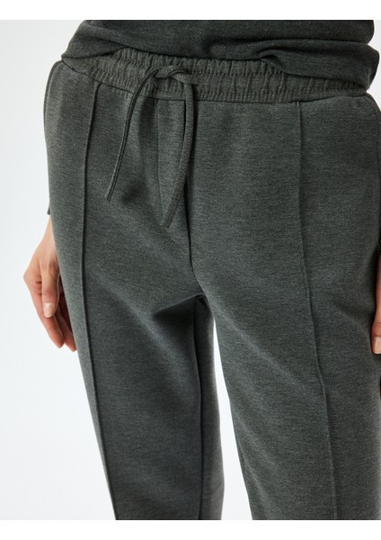 x Şahika Ercümen - Scuba Kumaş Cepli Nervür Detaylı Eşofman Pantolon indirimleri