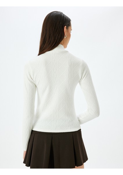 Slim Fit Dik Yaka Uzun Kollu Dokulu Body fırsatları