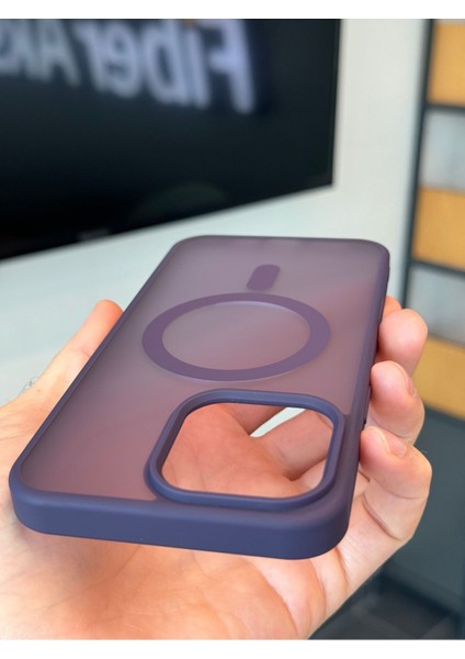 Apple iPhone 15 Pro Max Kılıf Kamera Çıkıntılı Magsafe Wireless Şarj Destekli Mat Renkli Yumuşak Dokulu Kapak
