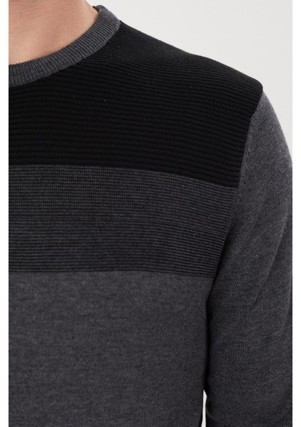 Çizgi Desenli Regular Fit Triko Kazak- T-1281