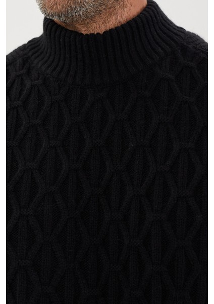 Petek Desenli Regular Fit Yün Kazak- T-5009