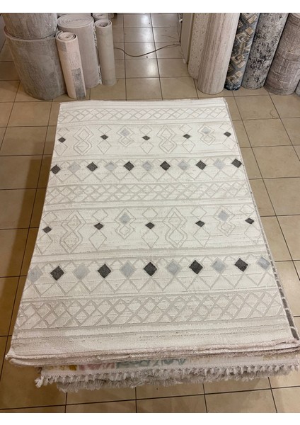 Karmen Halı Karmen Halı H01880 Cizgili Salon Halısı ( 160X230) -Krem fiyatları