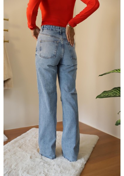 Wide Leg Blue Jean